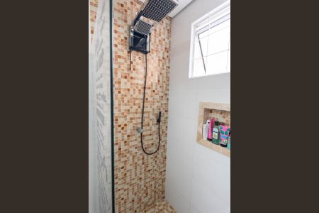 Casa à venda com 150m², 4 quartos e 2 vagas Casa à venda com 150m², 4 quartos e 2 vagasBanheiro da Suíte