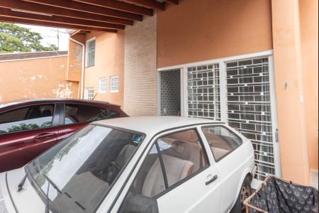 Casa à venda com 150m², 4 quartos e 2 vagas Casa à venda com 150m², 4 quartos e 2 vagasGaragem