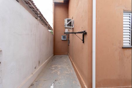 Casa à venda com 150m², 4 quartos e 2 vagas Casa à venda com 150m², 4 quartos e 2 vagasQuintal