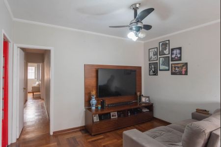 Casa à venda com 150m², 4 quartos e 2 vagas Casa à venda com 150m², 4 quartos e 2 vagasSala