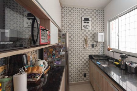 Casa à venda com 150m², 4 quartos e 2 vagas Casa à venda com 150m², 4 quartos e 2 vagasCozinha