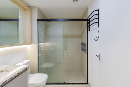 Studio à venda com 32m², 1 quarto e sem vaga Studio à venda com 32m², 1 quarto e sem vagaBanheiro