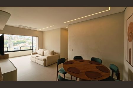 Apartamento para alugar com 95m², 3 quartos e 2 vagassala