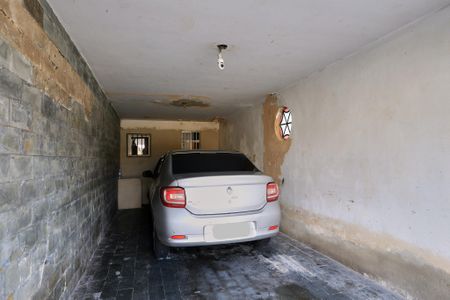Casa à venda com 360m², 4 quartos e 2 vagas Casa à venda com 360m², 4 quartos e 2 vagasGaragem