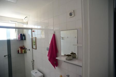 Apartamento à venda com 58m², 2 quartos e 1 vagaBanheiro Social