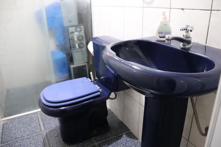 Casa à venda com 125m², 3 quartos e 2 vagasBanheiro da Edícula