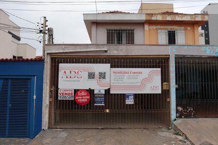 Casa à venda com 125m², 3 quartos e 2 vagasFachada
