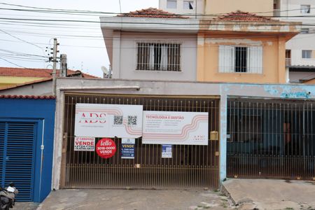 Casa à venda com 125m², 3 quartos e 2 vagasFachada
