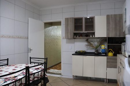 Casa à venda com 125m², 3 quartos e 2 vagasCozinha