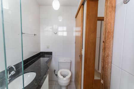 Apartamento à venda com 89m², 3 quartos e 2 vagas Apartamento à venda com 89m², 3 quartos e 2 vagasBanheiro da Suíte