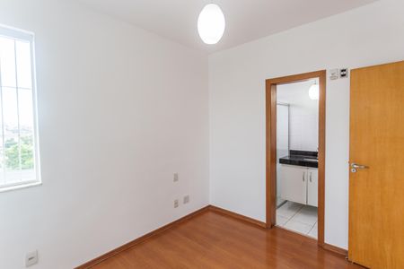 Apartamento à venda com 89m², 3 quartos e 2 vagas Apartamento à venda com 89m², 3 quartos e 2 vagasSuíte