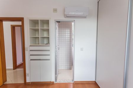 Apartamento à venda com 89m², 3 quartos e 2 vagas Apartamento à venda com 89m², 3 quartos e 2 vagasVaranda da Suíte