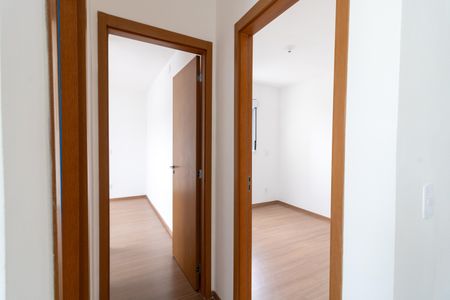 Apartamento para alugar com 55m², 2 quartos e 2 vagas Apartamento para alugar com 55m², 2 quartos e 2 vagasCorredor