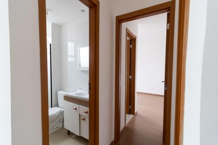 Apartamento para alugar com 55m², 2 quartos e 2 vagas Apartamento para alugar com 55m², 2 quartos e 2 vagasCorredor