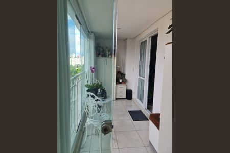 Apartamento à venda com 78m², 2 quartos e 1 vagaVaranda