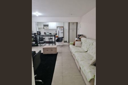 Apartamento à venda com 78m², 2 quartos e 1 vagaSala