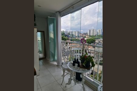 Apartamento à venda com 78m², 2 quartos e 1 vagaVaranda