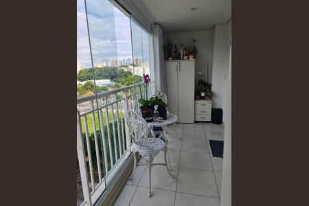 Apartamento à venda com 78m², 2 quartos e 1 vagaVaranda