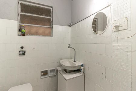 Apartamento para alugar com 44m², 2 quartos e sem vagaBanheiro