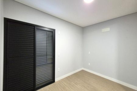 Casa de condomínio à venda com 280m², 3 quartos e 2 vagasQuarto 1 - Suíte 