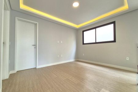 Casa de condomínio à venda com 280m², 3 quartos e 2 vagasEscritório 