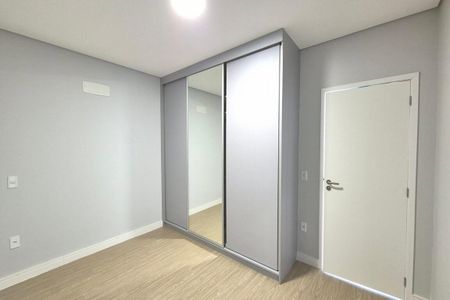 Casa de condomínio à venda com 280m², 3 quartos e 2 vagasQuarto 1 - Suíte 