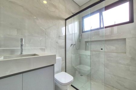 Casa de condomínio à venda com 280m², 3 quartos e 2 vagasBanheiro da Suíte 2