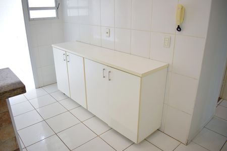 Apartamento para alugar com 123m², 2 quartos e 2 vagasCozinha - Armários