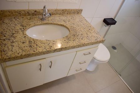 Apartamento para alugar com 123m², 2 quartos e 2 vagasBanheiro