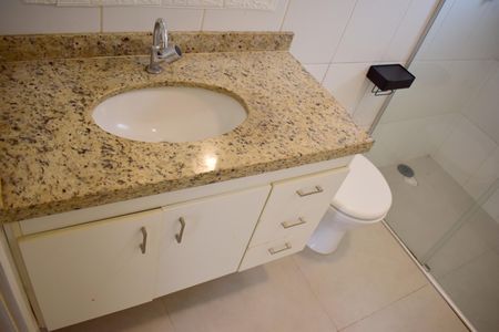 Apartamento para alugar com 123m², 2 quartos e 2 vagasBanheiro