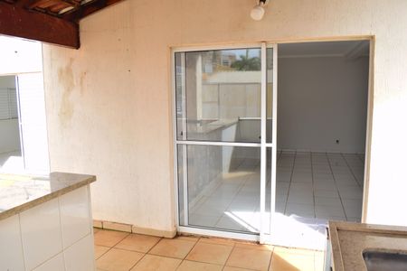 Apartamento para alugar com 123m², 2 quartos e 2 vagasVaranda