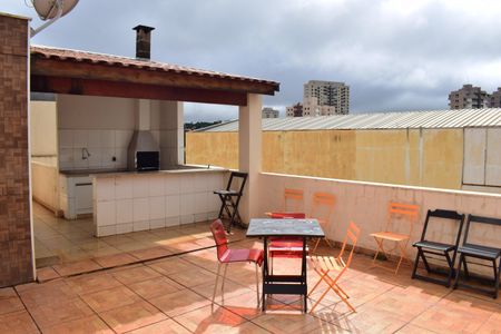 Apartamento para alugar com 123m², 2 quartos e 2 vagasQuintal