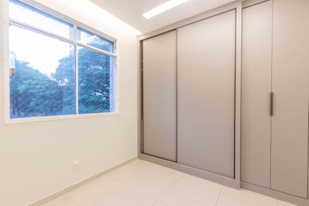 Apartamento à venda com 80m², 3 quartos e 1 vagaQuarto 2