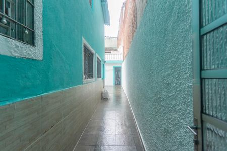 Casa à venda com 130m², 3 quartos e 2 vagasCorredor 