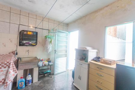 Casa à venda com 130m², 3 quartos e 2 vagasÁrea de serviço 