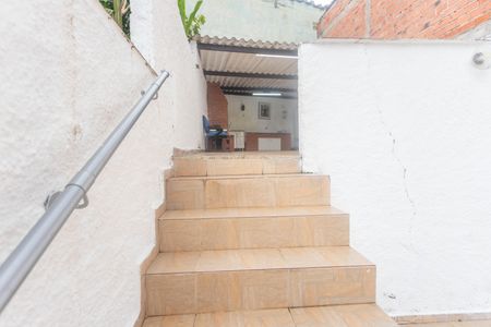 Casa à venda com 130m², 3 quartos e 2 vagasEscada 