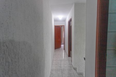 Casa à venda com 130m², 3 quartos e 2 vagasCorredor 