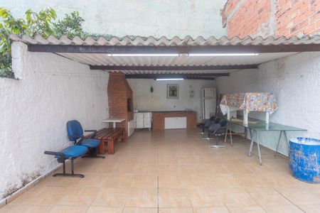 Casa à venda com 130m², 3 quartos e 2 vagasChurrasqueira / piscina 