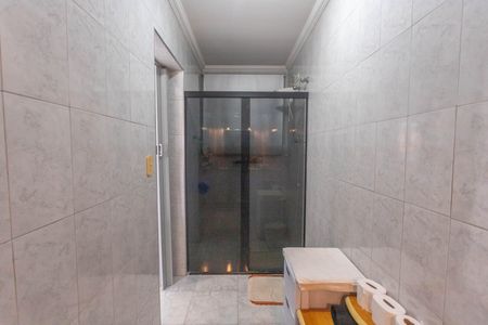 Casa à venda com 130m², 3 quartos e 2 vagasBanheiro da suíte 