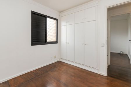 Apartamento à venda com 87m², 3 quartos e 2 vagasQuarto 2