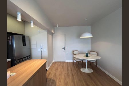 Sala de apartamento para alugar com 1 quarto, 46m² em Jardim Santo Amaro, São Paulo