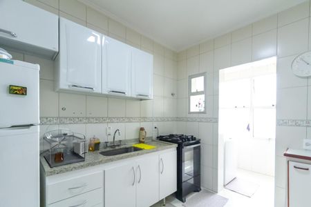 Apartamento à venda com 75m², 2 quartos e 1 vaga Apartamento à venda com 75m², 2 quartos e 1 vagaCozinha