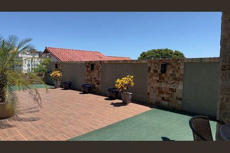 Casa à venda com 600m², 4 quartos e 4 vagas