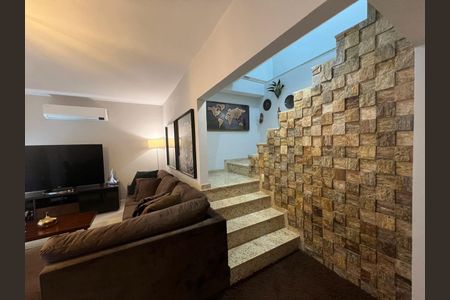 Casa à venda com 600m², 4 quartos e 4 vagas