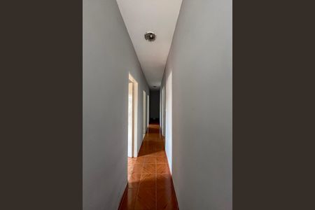 Casa para alugar com 110m², 2 quartos e 1 vaga Casa para alugar com 110m², 2 quartos e 1 vagaCorredor