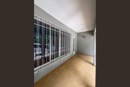 Casa para alugar com 110m², 2 quartos e 1 vaga Casa para alugar com 110m², 2 quartos e 1 vagaHall de entrada