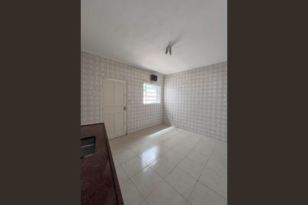 Casa para alugar com 110m², 2 quartos e 1 vaga Casa para alugar com 110m², 2 quartos e 1 vagaCozinha