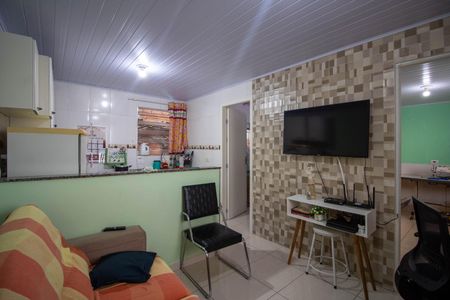 Sala/Cozinha de casa para alugar com 2 quartos, 40m² em Parque Regina, São Paulo