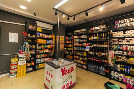 Apartamento à venda com 50m², 2 quartos e 1 vaga Apartamento à venda com 50m², 2 quartos e 1 vagaMercadinho