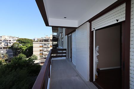 Sacada da Sala de apartamento à venda com 3 quartos, 122m² em São João, Porto Alegre